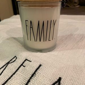 Rae Dunn candle